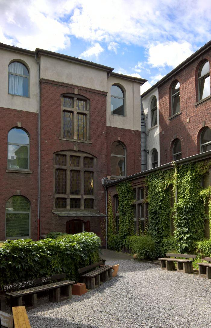 FH Aachen - Courtyard