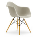 Eames Plastic Armchair RE DAW, Kieselstein, Ohne Polsterung, Ohne Polsterung, Standardhöhe - 43 cm, Ahorn gelblich